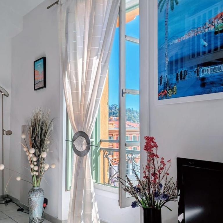 Stunning Duplex place Masséna 2 mins walk from beaches - Appartement 1 Chambre - 6