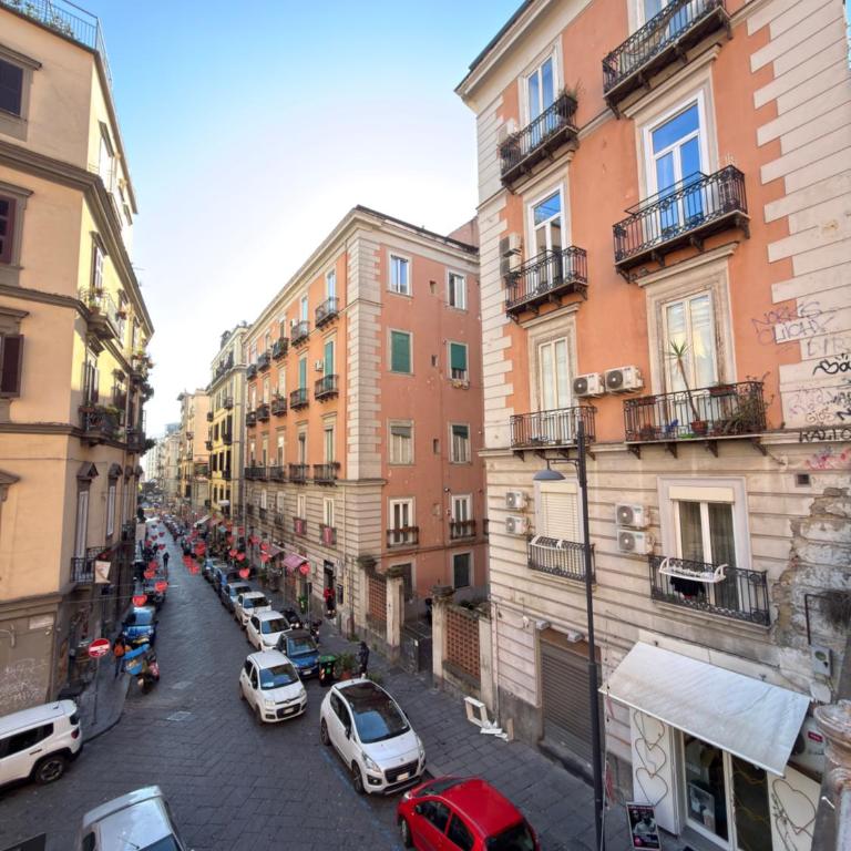 Domis Napoli - Appartamento Superior con 1 Camera da Letto e Balcone - 40