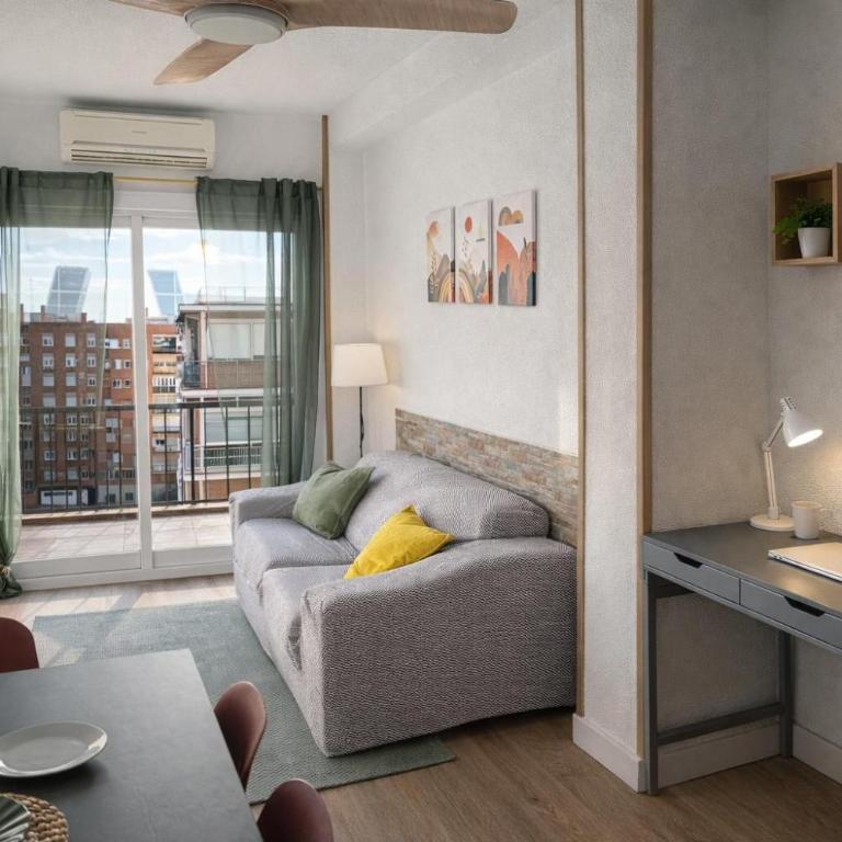 Winahost las Torres de Madrid - Two-Bedroom Apartment - 1