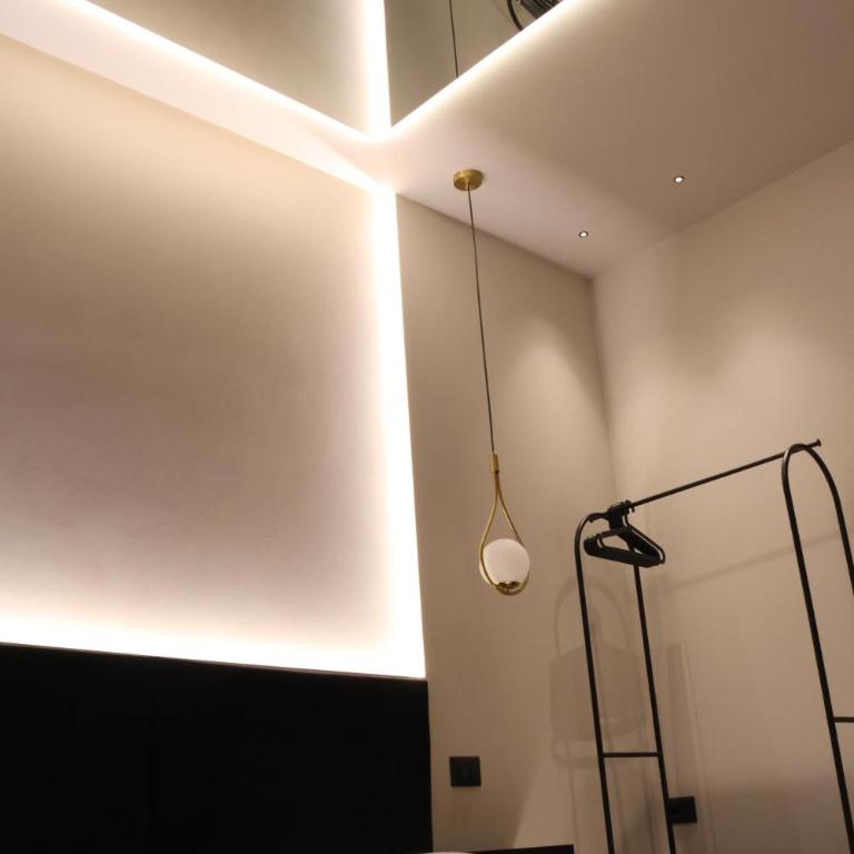 Suites 4 you - Deluxe Double Room with Bath - 12