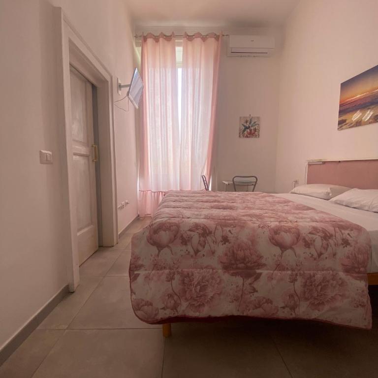 Campo di Marte - Camera Matrimoniale/Doppia con Letti Singoli con Bagno Privato - 4