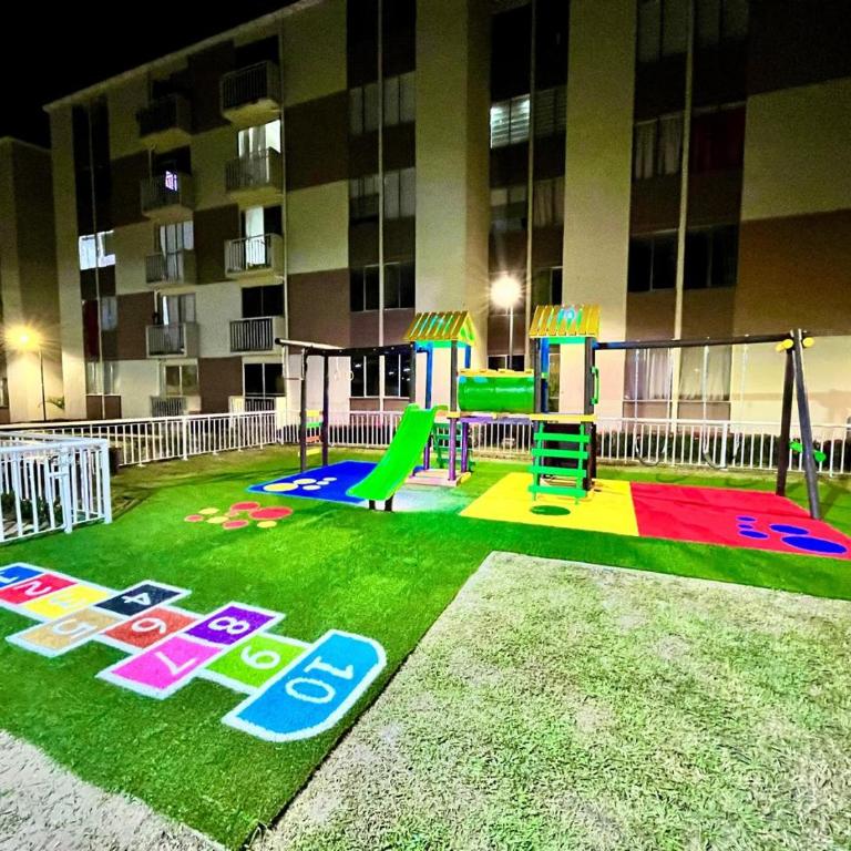 Apartamento Amoblado de Lujo en Neiva Conjunto Goya - Apartamento de 3 dormitorios - 5