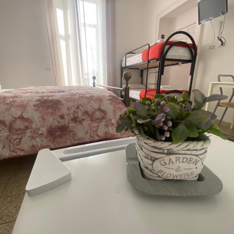 Campo di Marte - Camera Matrimoniale con Letto Supplementare - 2
