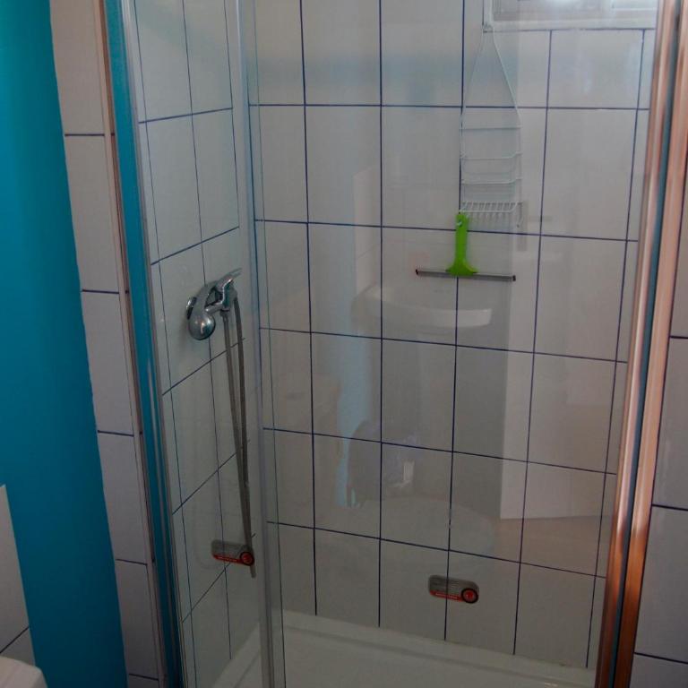 Hostal Maison de la Mer - Single Room with Private Bathroom - 1