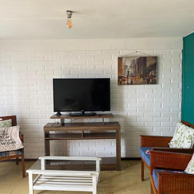 Arriendo Casa en La Serena - Chile - Two-Bedroom House - 1