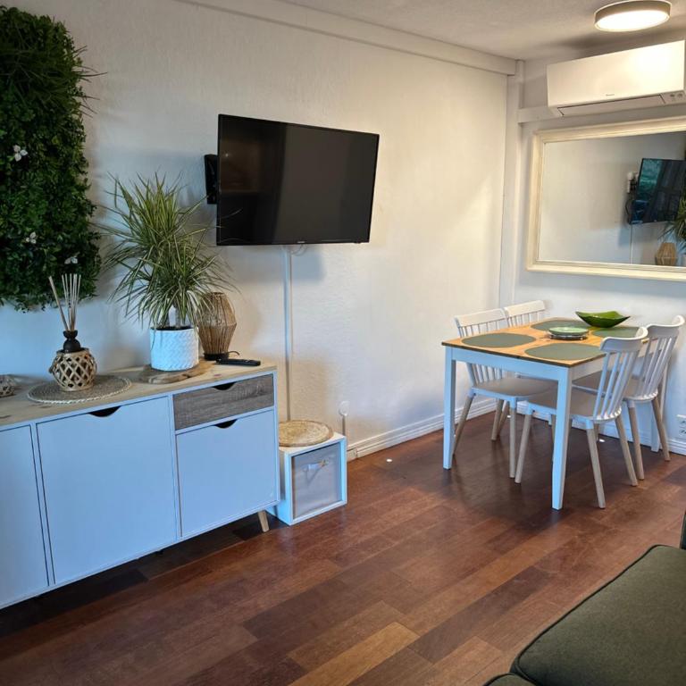 CAP ESTÉREL Famille - Multisports- Appartement 4 personnes en Rez de Jardin - vue Mer -Terrasse -Parking - - Appartement 1 Chambre - 11