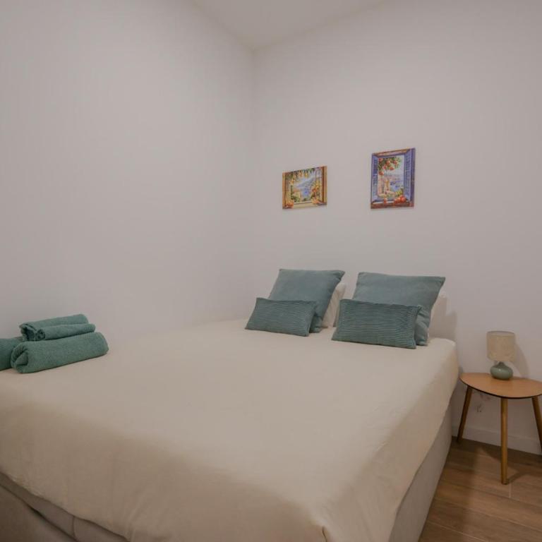 Comfortabel Apartment next to La Marina - Apartment - 7