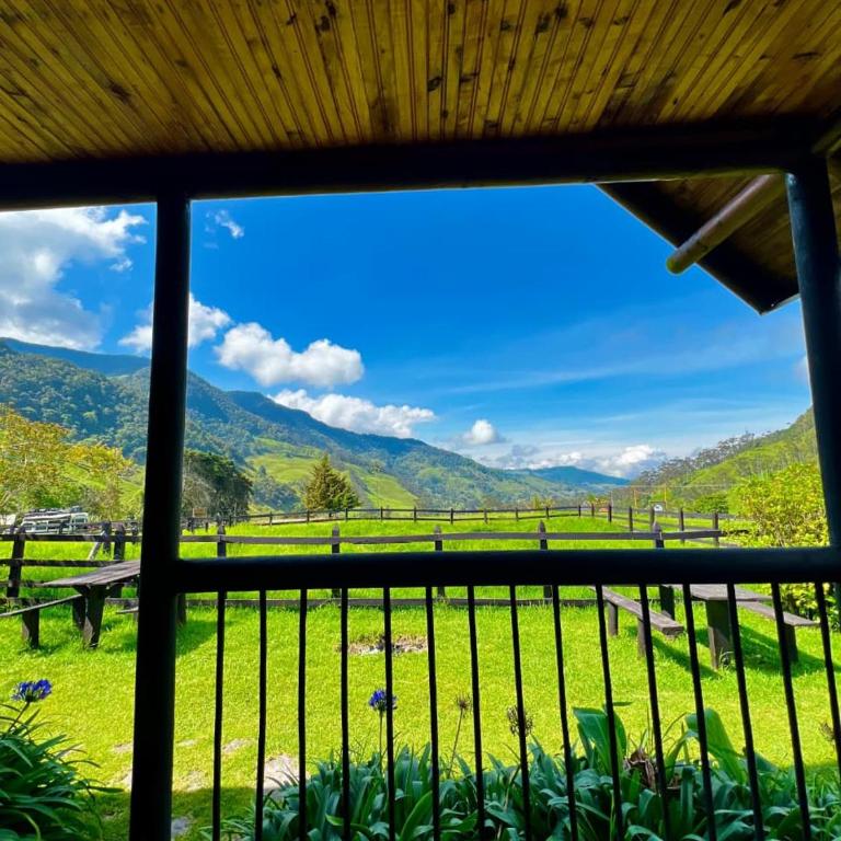 Palmas de Cocora - Quadruple Room with Private Bathroom - 1
