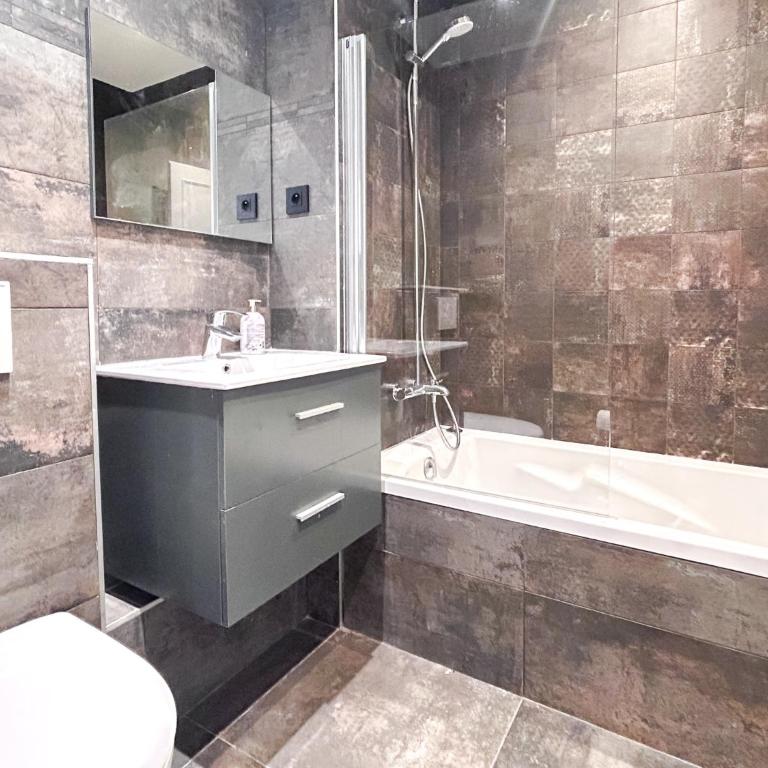 Next to the pistes, 1-bedroom family apartment - Appartement avec Balcon - 3