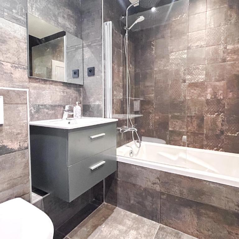 Next to the pistes, 1-bedroom family apartment - Appartement avec Balcon - 23