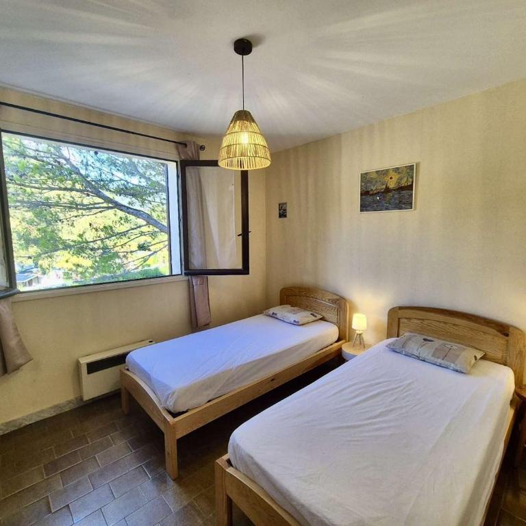 Appartement Familial 3 Pièces, Terrasse et Parking, Proche Plage et Commerces - Cavalaire - FR-1-226B-193 - Appartement - 14