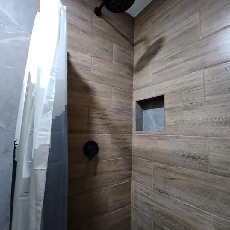 La Casa de ANNI - Three-Bedroom Apartment - 31