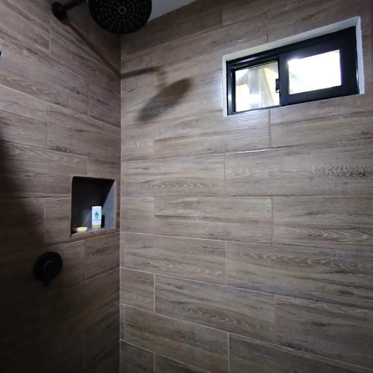 La Casa de ANNI - Three-Bedroom Apartment - 38