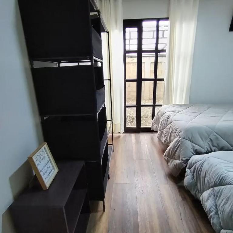 La Casa de ANNI - Three-Bedroom Apartment - 41