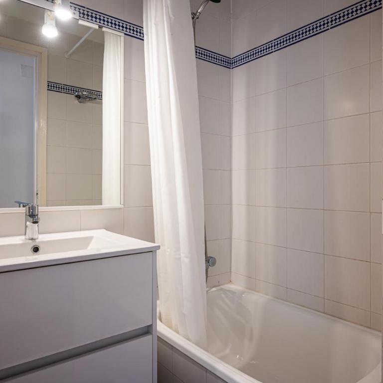 At011 Primera línea con piscina - Apartamento de 3 dormitorios - 18