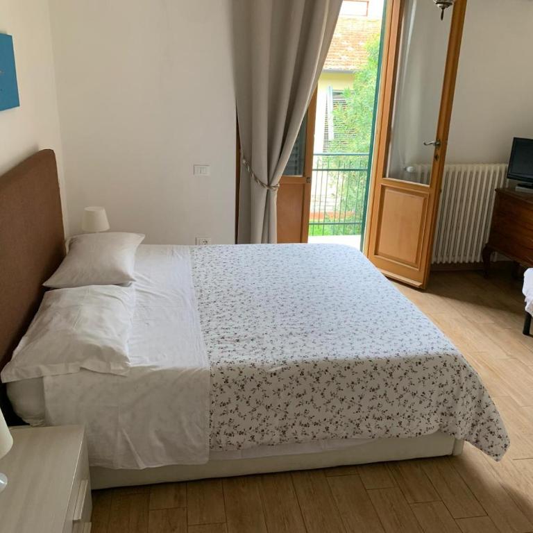 HOUSE of NILA & LIDA - Two-Bedroom House - 8