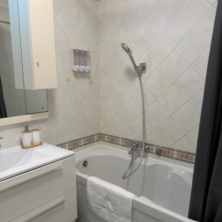 Studio à deux pas de Monaco - Appartement 1 Chambre - 11