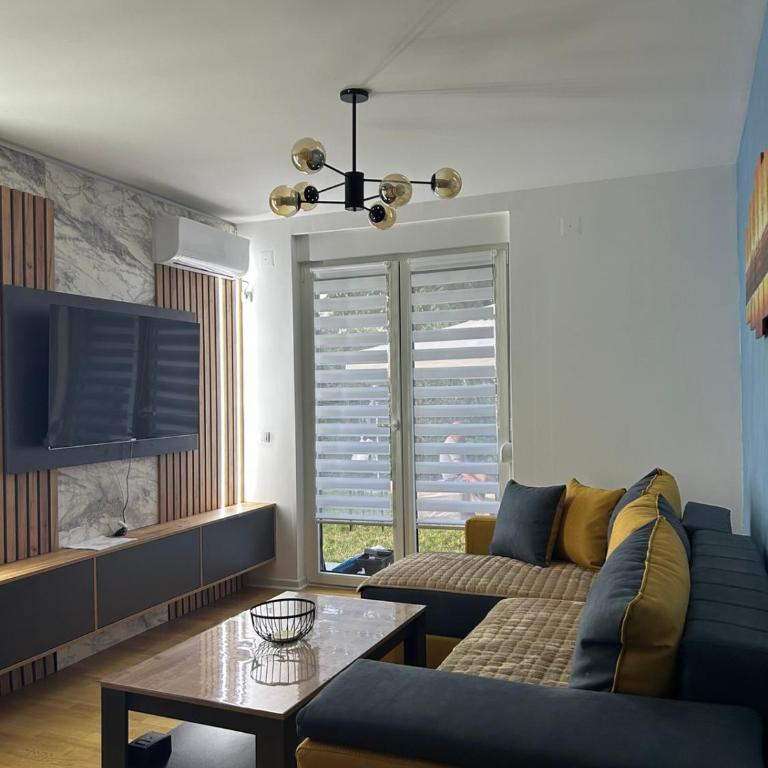 Ljubičica deluxe 2, sa dvorištem i parkingom - One-Bedroom Apartment - 2