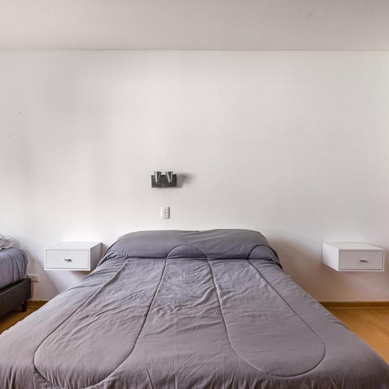 Casa moderna en ciudad de Mendoza - Three-Bedroom House - 29