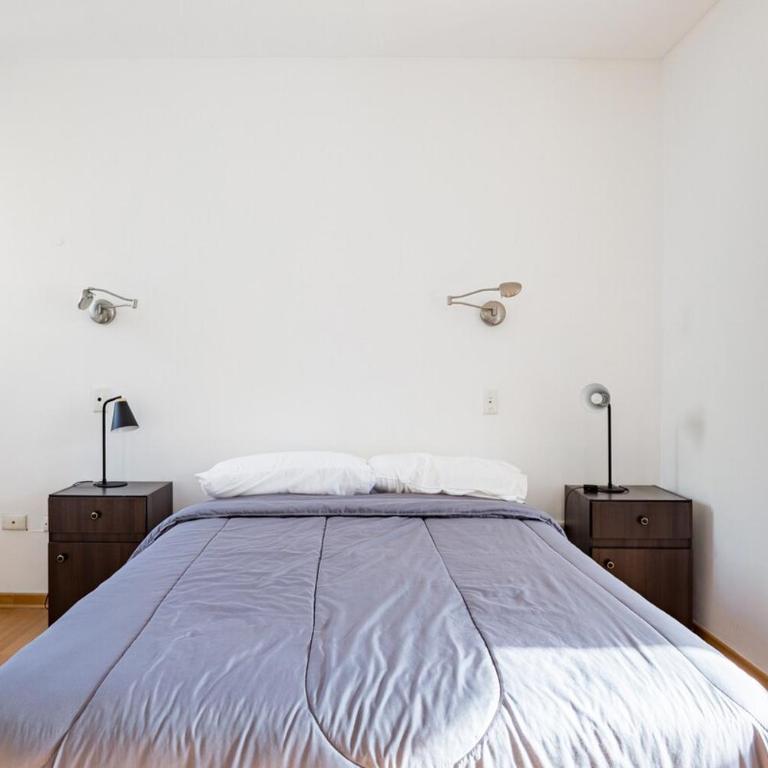 Casa moderna en ciudad de Mendoza - Three-Bedroom House - 38