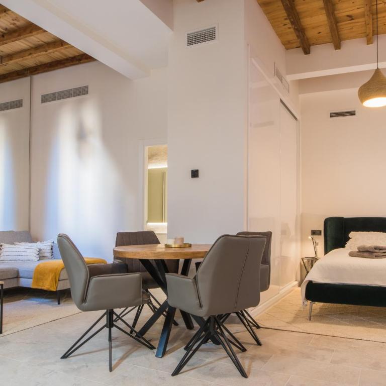 Authentic Studios Alcazaba - Apartamento de 1 dormitorio - 1