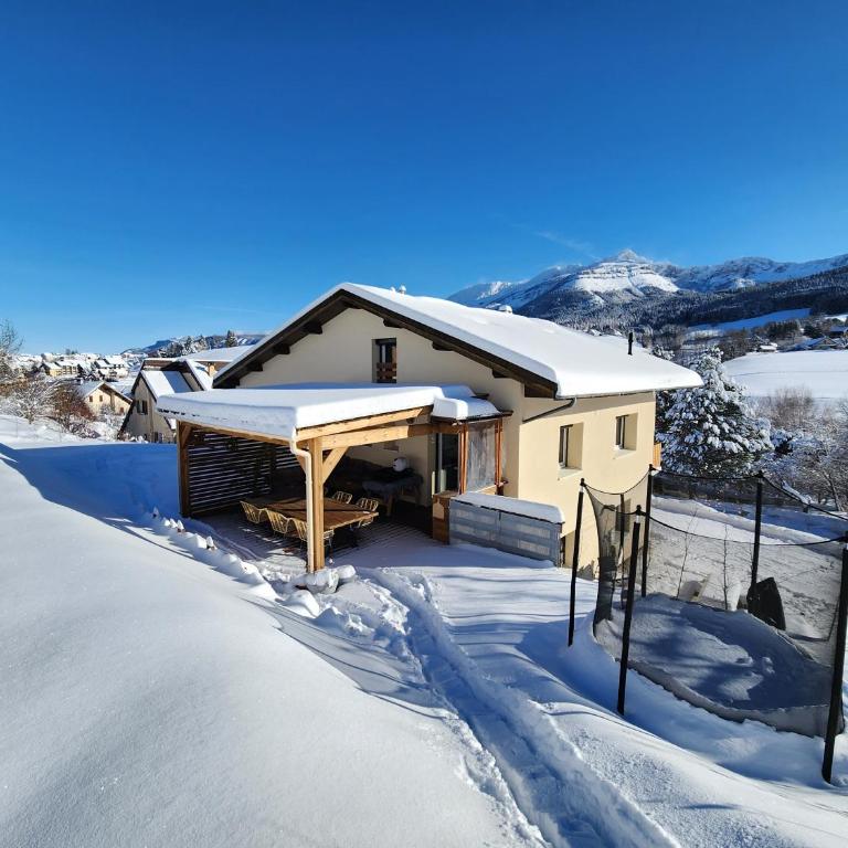Spacieuse maison de famille - Four-Bedroom House - 2