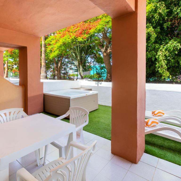 Tagoro Family & Fun Costa Adeje - Habitación Familiar Deluxe (3 adultos) - 4
