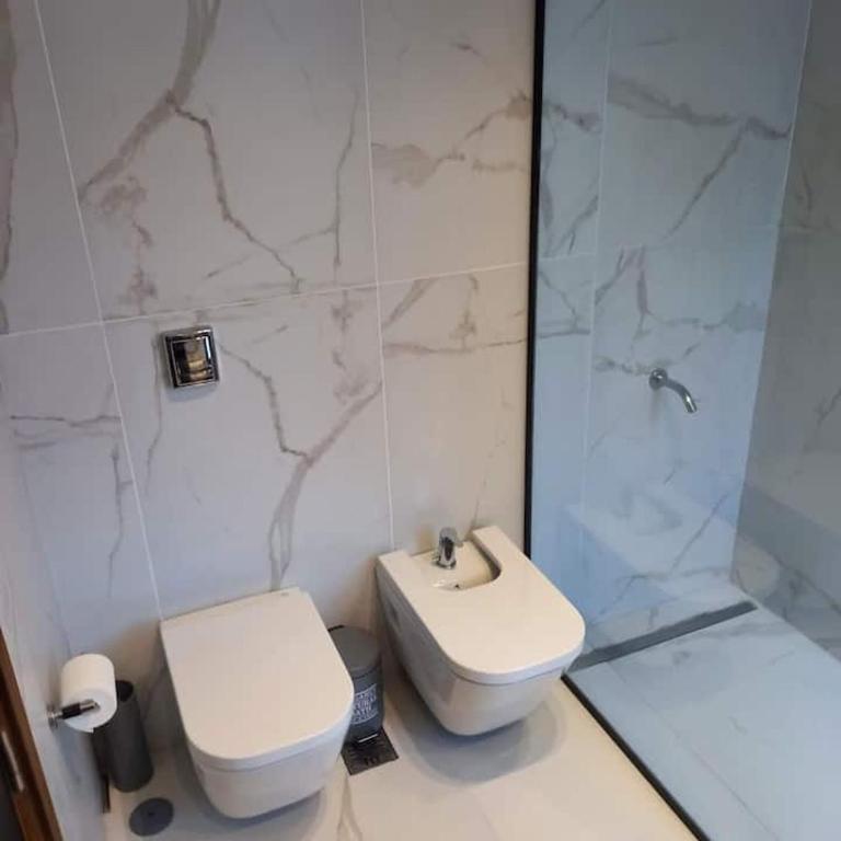 Alojamiento de vacaciones - Three-Bedroom House - 11