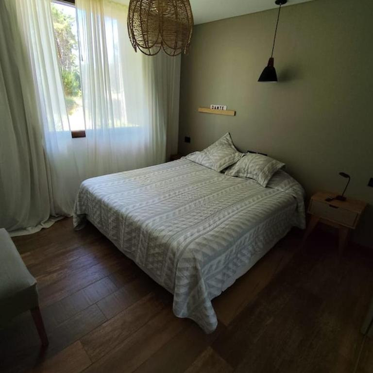 Alojamiento de vacaciones - Three-Bedroom House - 6