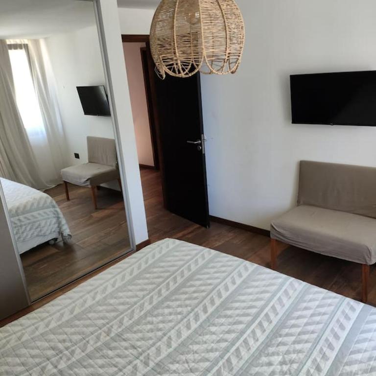 Alojamiento de vacaciones - Three-Bedroom House - 19