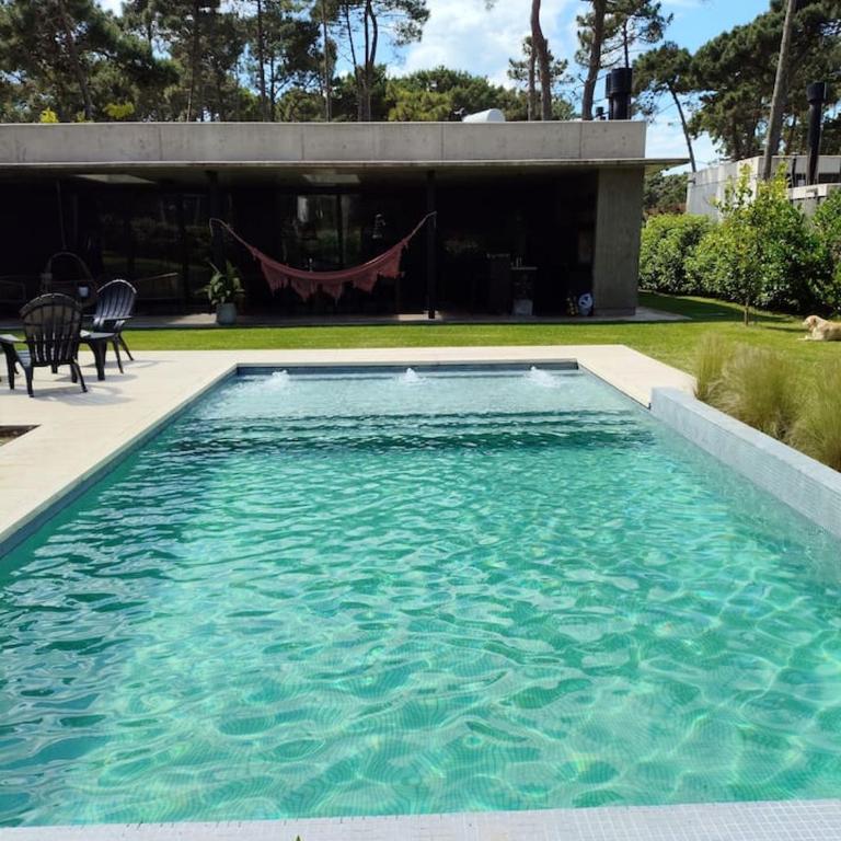 Alojamiento de vacaciones - Three-Bedroom House - 1