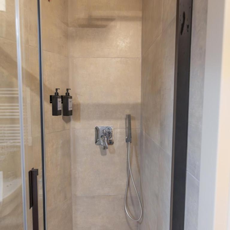 Cozy Apartment Navigli Milano - Appartamento con 1 Camera da Letto - 3