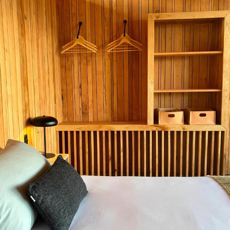 AURALTA Patagonia I Elohi Collection - Deluxe Double or Twin Room with Mountain View - 4
