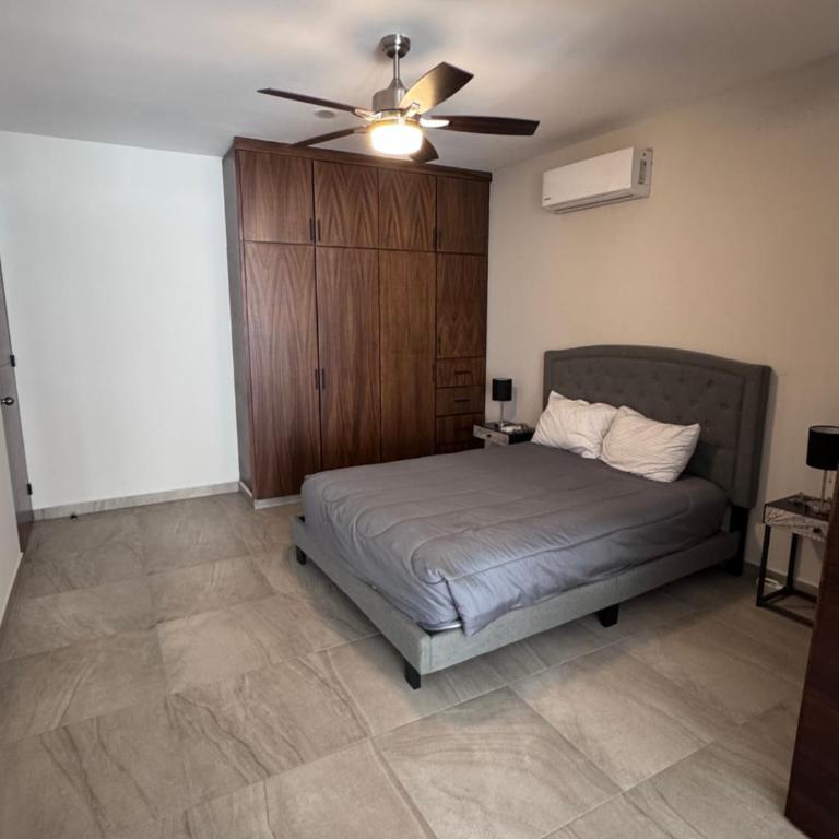 Habitación y baño privado en departamento compartido - Habitación Doble - 1