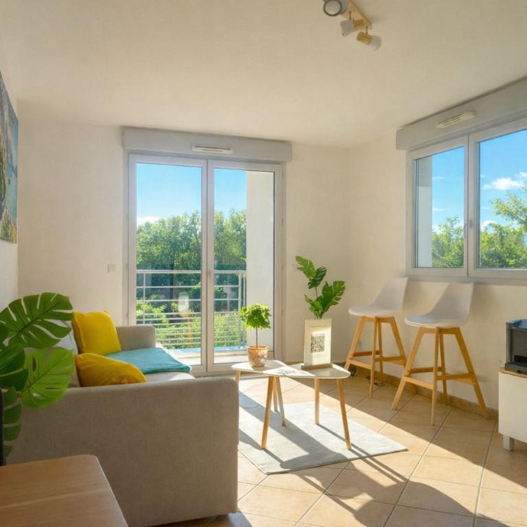 T2 de 56m2 - Genève à 5 min- Parking Privé Gratuit - Appartement 1 Chambre - 4