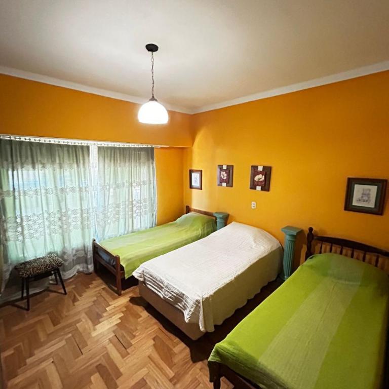 Chacabuco y Pellegrini - Casa con 1 dormitorio - 20