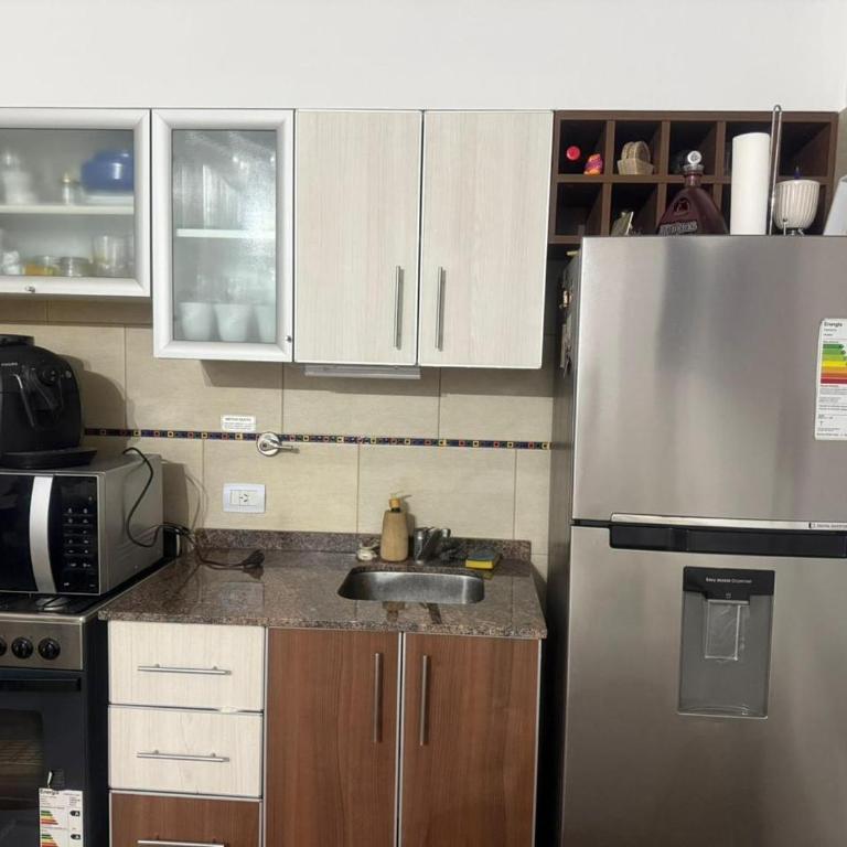alquiler departamento por dia semana mes en Almagro a pasos de Avenida Corrientes hasta 2 personas comodas wifi balcon Se solicita Seña y Número de contacto - Apartamento de 1 dormitorio - 5