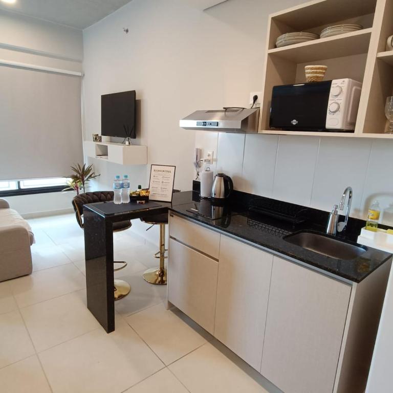 Estudio a 9 min del eje corporativo y aeropuerto - One-Bedroom Apartment - 2