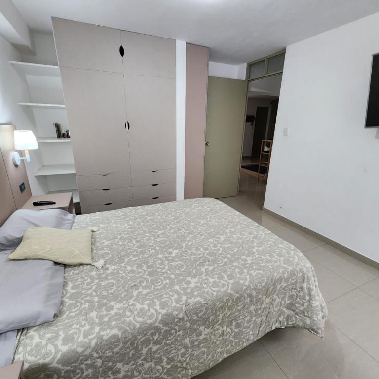 Departamento amoblado en Tacna - Two-Bedroom Apartment - 10