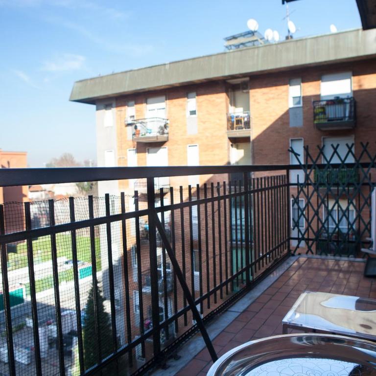 Alloggio ampio a 15 minuti dal centro - Three-Bedroom Premium Apartment with Balcony - 5