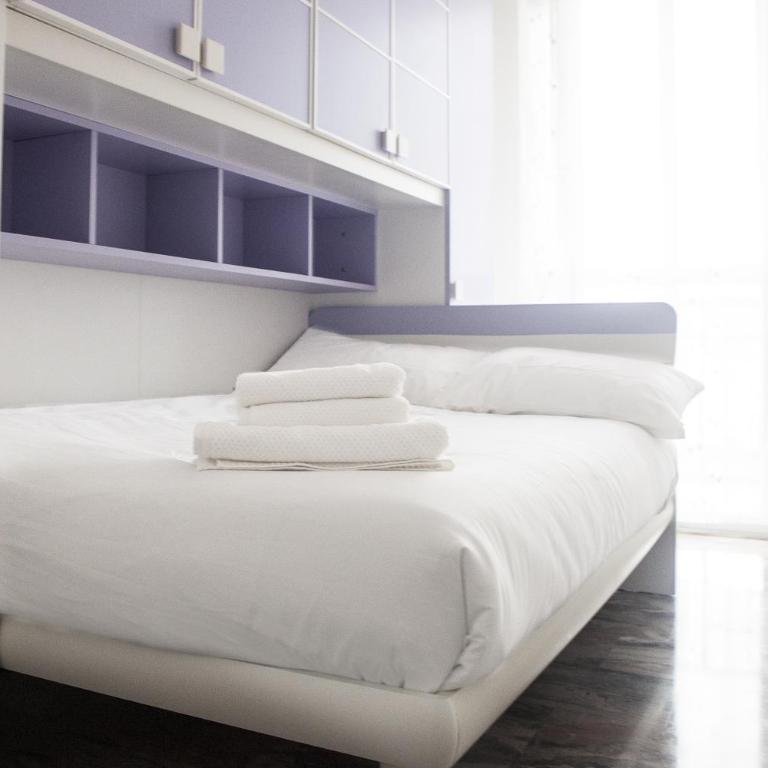 Alloggio ampio a 15 minuti dal centro - Three-Bedroom Premium Apartment with Balcony - 10