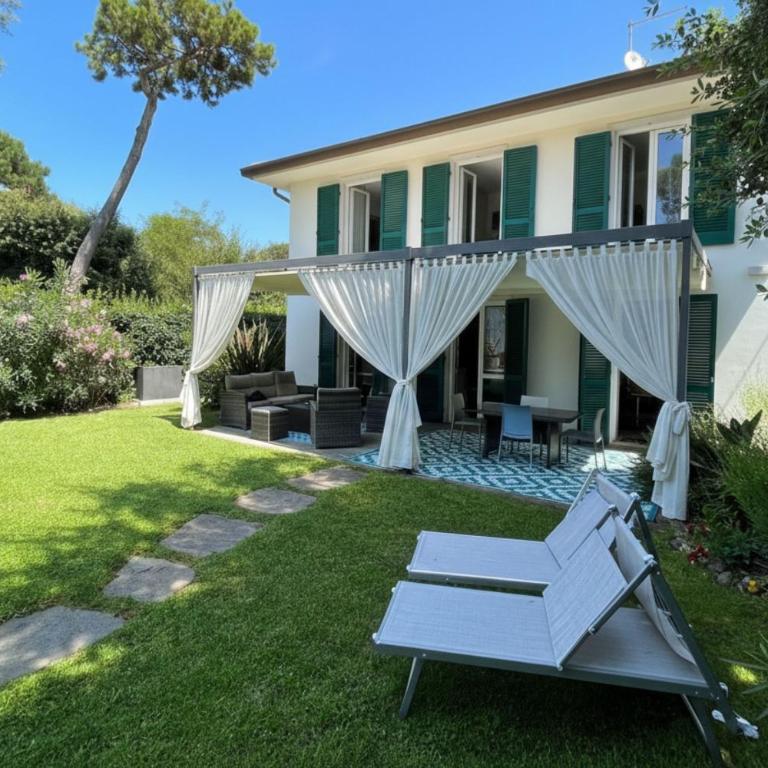 Villa Victor 100m from sea - Happy Rentals - Villa Deluxe - 1