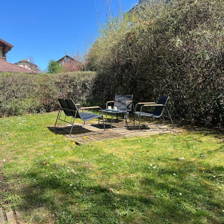 Sunny 2-room apartment, terrace, garden - One-Bedroom Apartment - 12