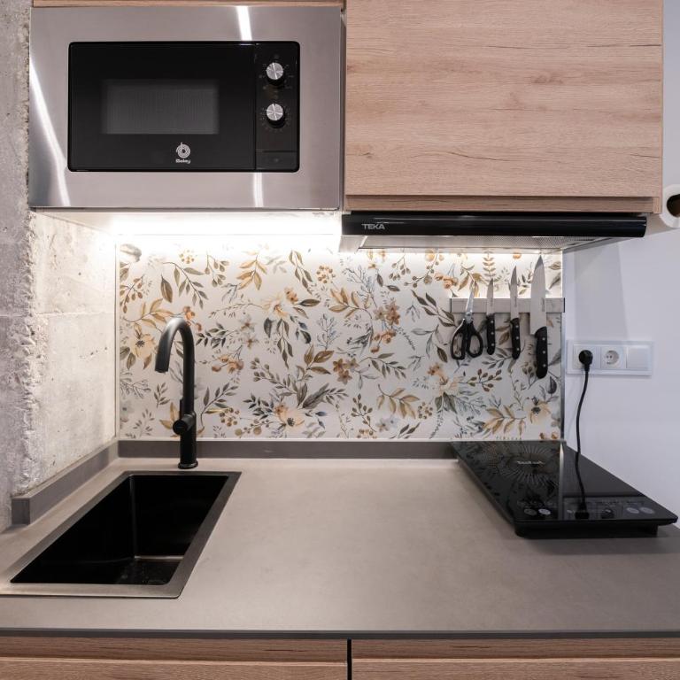 SB20 Boutique Studios - by MONARO - One-Bedroom Apartment - 7