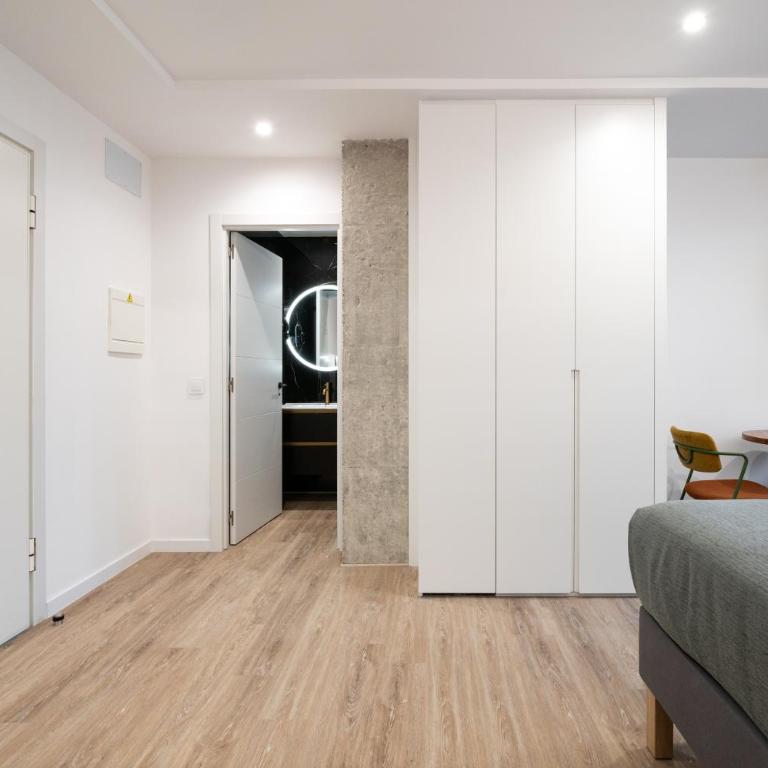 SB20 Boutique Studios - by MONARO - One-Bedroom Apartment - 8