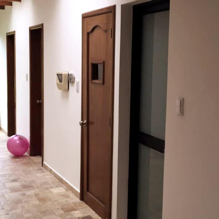 BUHO Luxury Guayllabamba Home BBQ Jacuzzi Pool - Casa de 6 dormitorios - 54