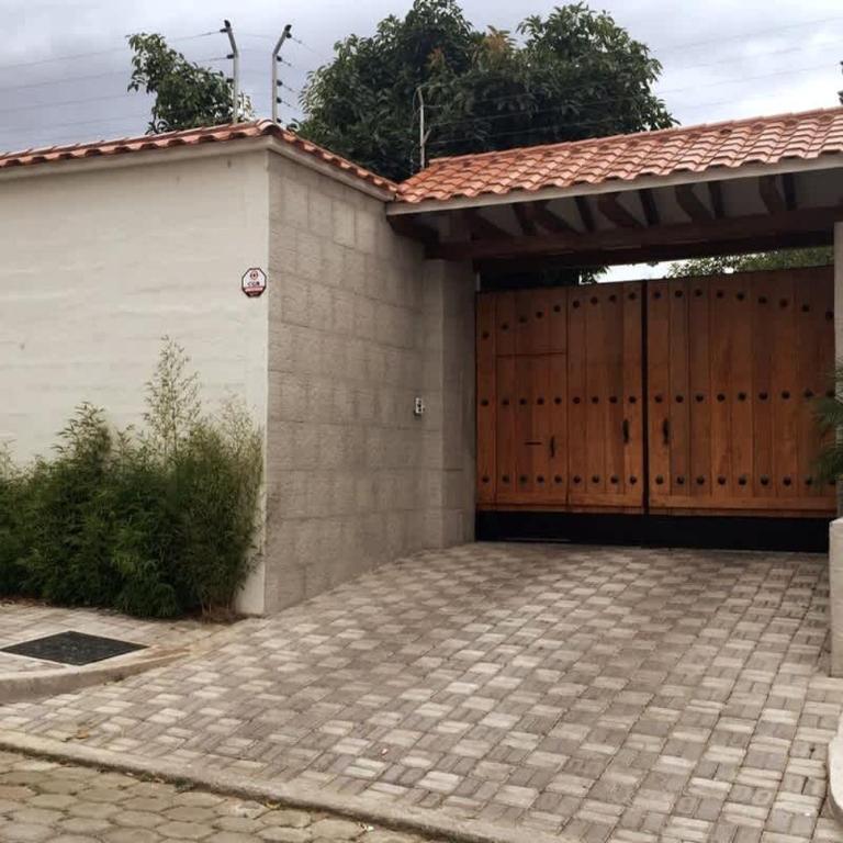 BUHO Luxury Guayllabamba Home BBQ Jacuzzi Pool - Casa de 6 dormitorios - 56