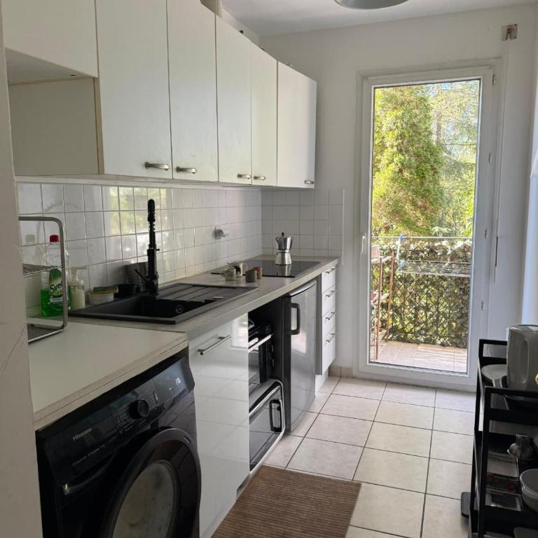 Bright & Calm 50qm - 10 min Antibes - 15 min Cannes - Pool & Tennis - Appartement 1 Chambre - 34