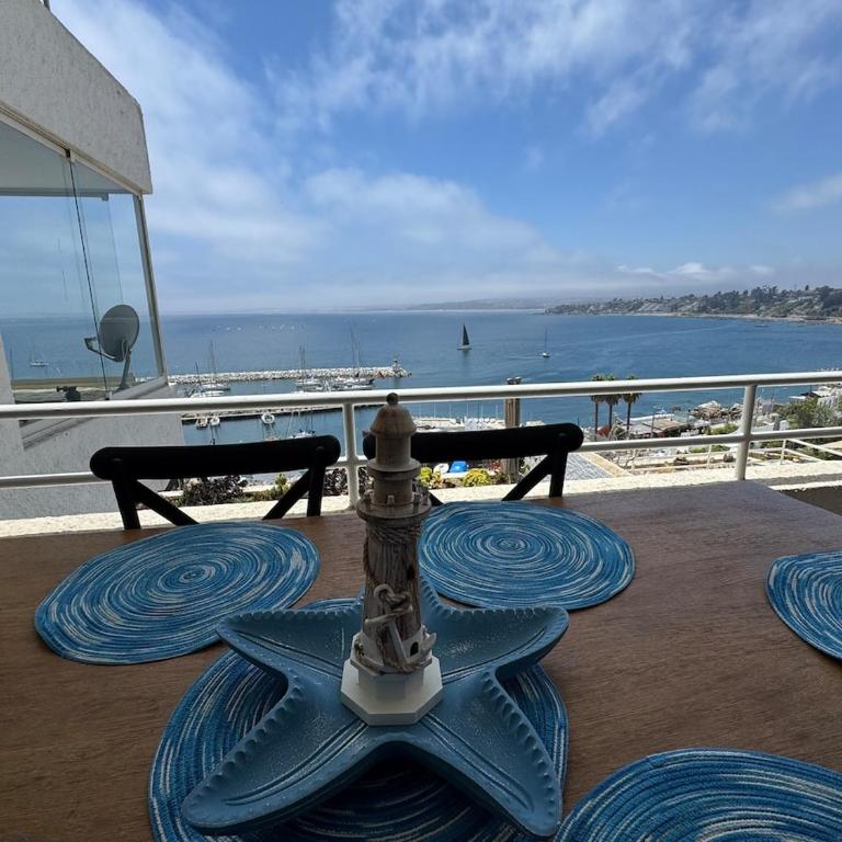 Oceanfront Concon Yacht Club Apt - Two-Bedroom Apartment - 1