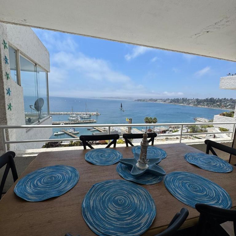 Oceanfront Concon Yacht Club Apt - Two-Bedroom Apartment - 6